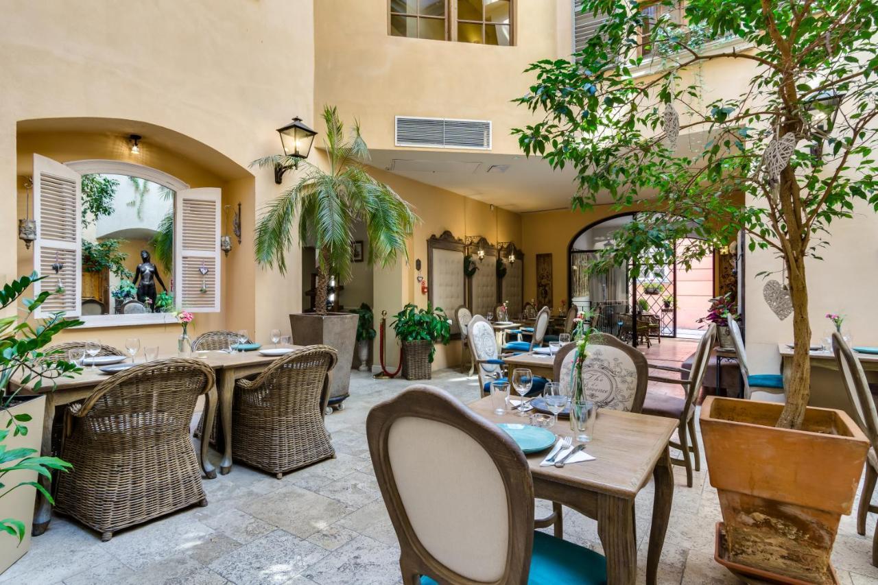 Hotel Kolegiacki بوزنان المظهر الخارجي الصورة