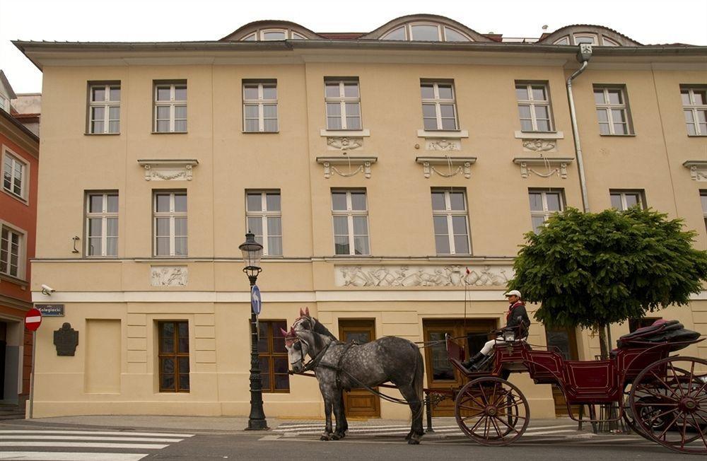Hotel Kolegiacki بوزنان المظهر الخارجي الصورة