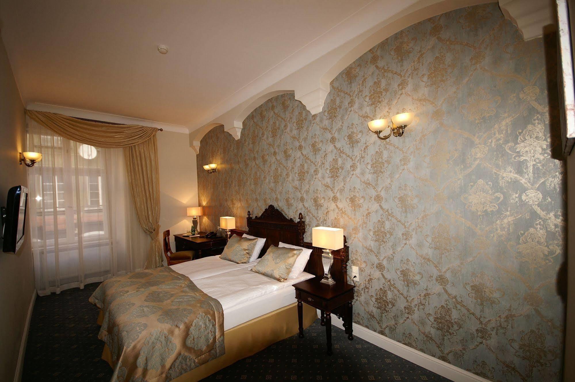 Hotel Kolegiacki بوزنان المظهر الخارجي الصورة