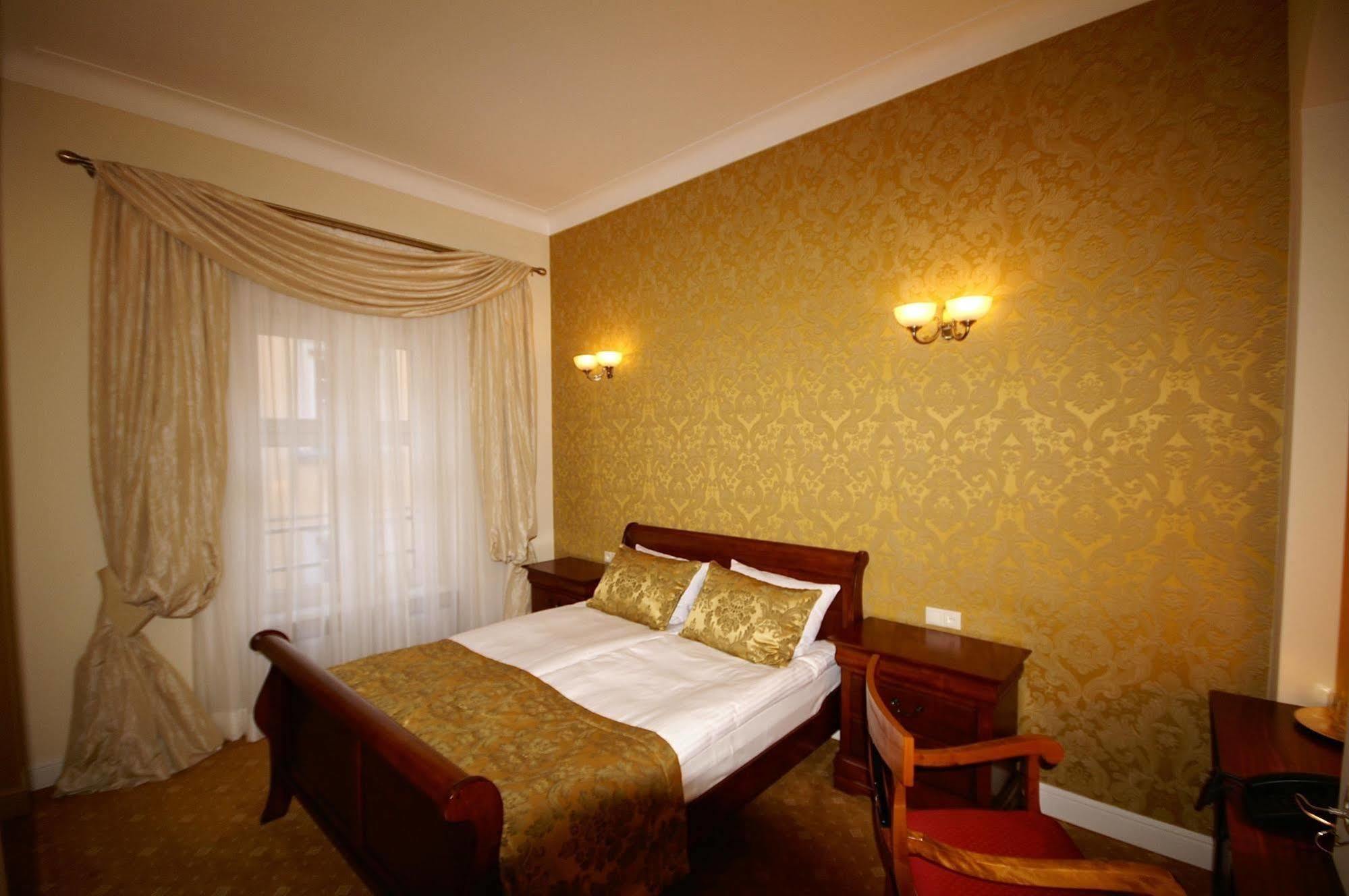 Hotel Kolegiacki بوزنان المظهر الخارجي الصورة