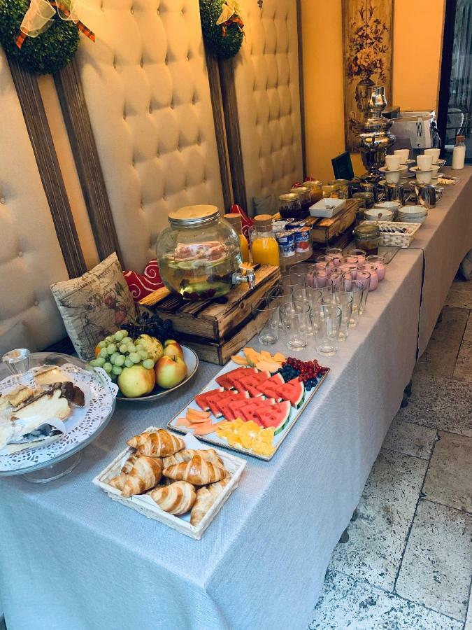Hotel Kolegiacki بوزنان المظهر الخارجي الصورة